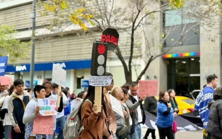 Manifestación en la Plaza San Martín por los derechos de las personas con discapacidad