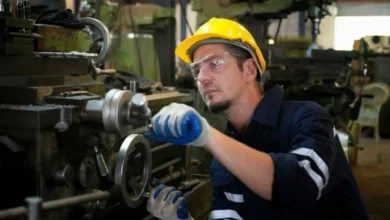 Maquinaria industrial en una fábrica argentina