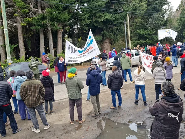 Protesta de trabajadores de la CNEA