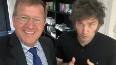 Imagen de una persona preocupada por su situación económica