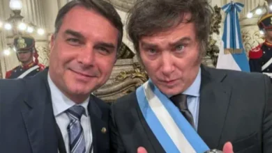 Milei y Bolsonaro en una reunión política