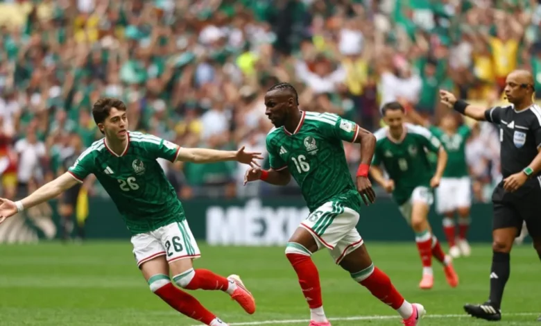 Imagen de los jugadores mexicanos celebrando su victoria en el Mundial 2026