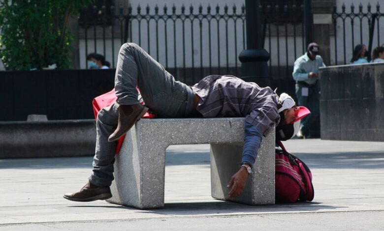Persona sudando en un día caluroso