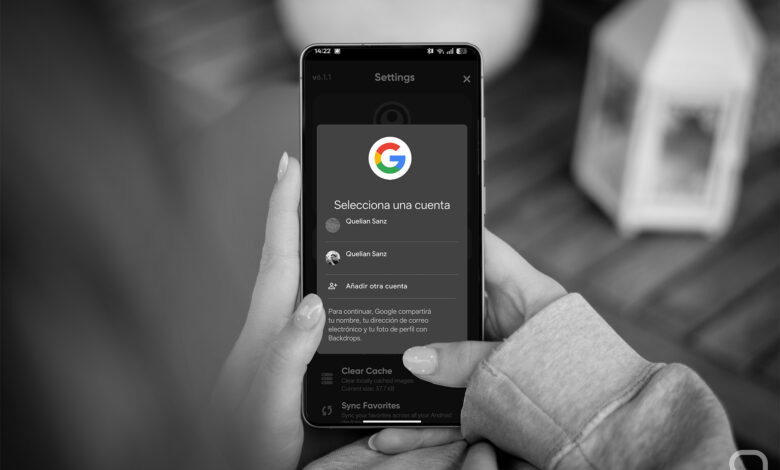 Imagen de un teléfono con la aplicación de Google en la pantalla, con un fondo de seguridad facial