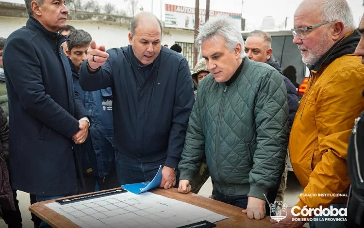 Imagen de obras de pavimentación y red cloacal en el barrio Villa Unión