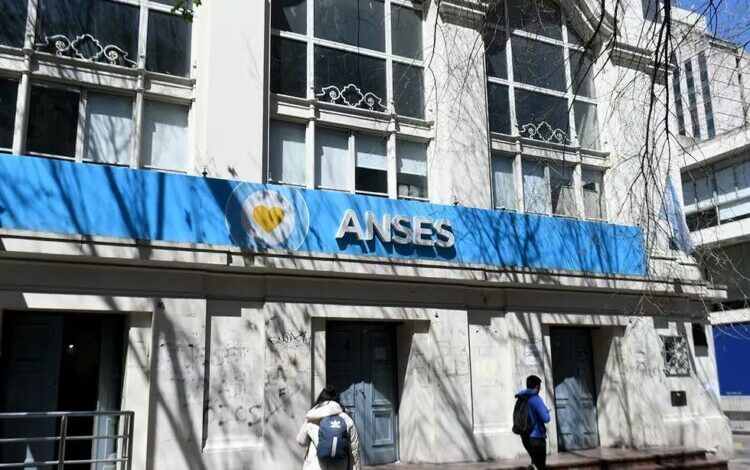Oficina de ANSES en Córdoba, cierre de oficinas