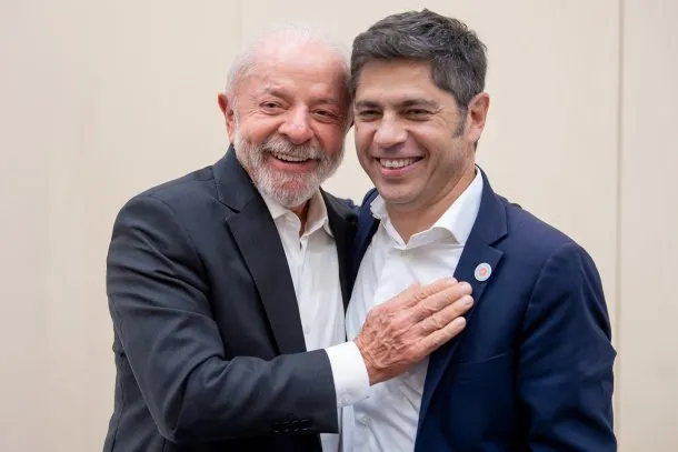 Kicillof y Milei en medio de la tensión política