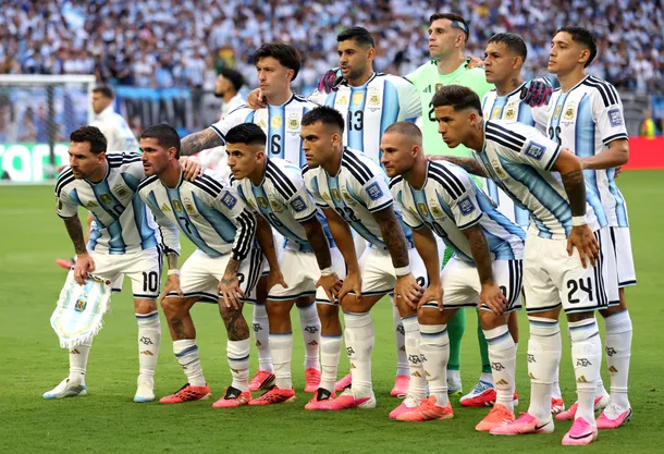 La Selección Argentina en acción durante un partido de la Copa del Mundo