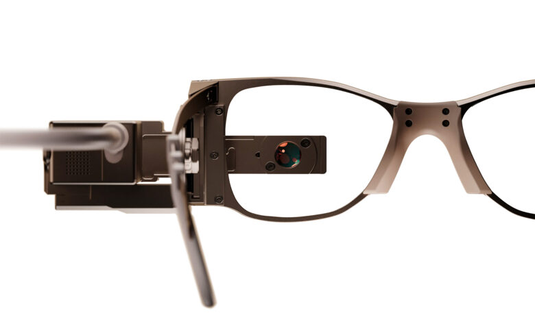 Gafas inteligentes de PRIMA: restauran la visión borrosa en pacientes con DMAE