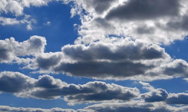 Imagen de un cielo parcialmente nublado en Córdoba