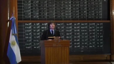Javier Milei hablando en la Bolsa de Comercio