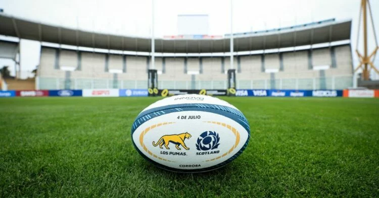 Partido de rugby entre Los Pumas y Escocia en el Estadio Kempes