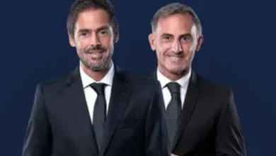 Mariano Closs narrando un partido de fútbol