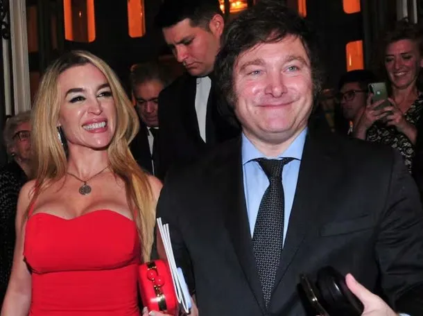 Fátima Florez y Javier Milei en evento público