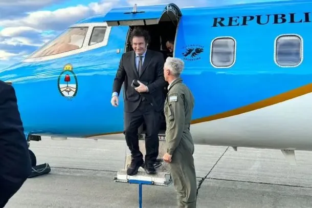 Javier Milei en evento político con líderes sudamericanos