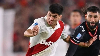 Nicolás Otamendi durante su debut con River Plate