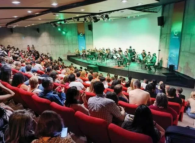 Imagen de la ciudad de Córdoba con tecnología de inteligencia artificial