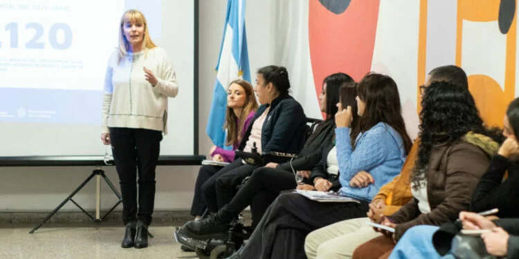 Reunión de académicos internacionales en la Dirección General de Discapacidad de Córdoba