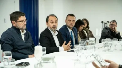 Reunión oficial en el EMFyC sobre la revisión de permisos de actividad nocturna en Córdoba