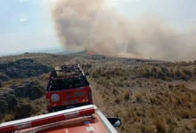 Incendio forestal en Villa de Soto con aviones hidrantes en acción