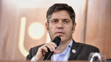 Gobierno de Milei, extorsión a provincias, Kicillof denuncia