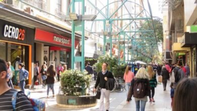 Comercios cerrados durante el feriado nacional en Córdoba