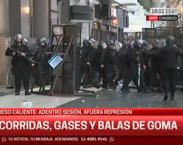 Imágenes de la represión policial en el Congreso de la Nación