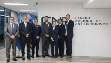 Agentes de la SIDE y el FBI trabajando juntos