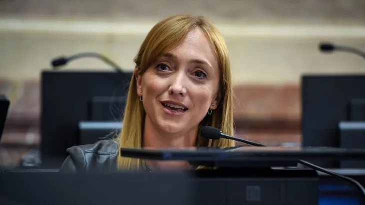 Anabel Fernández Sagasti en una sesión del Senado
