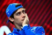 Franco Colapinto en el cockpit de su Alpine durante una carrera de Fórmula 1