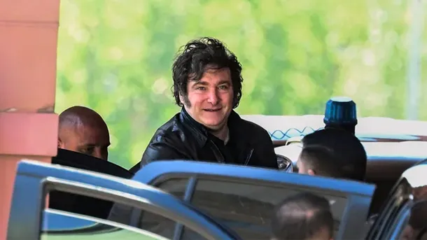 Javier Milei en su gira por Ecuador y Colombia
