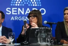 Familias argentinas enfrentan desalojos exprés debido a la nueva iniciativa del gobierno