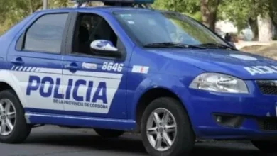Escena del homicidio con arma blanca en la intersección de José de Arredondo y Wilson, barrio San Jorge, Córdoba
