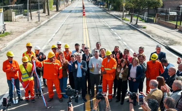 Obra de la avenida Enrique Bodereau con nueva calzada y sistema cloacal en Villa Allende