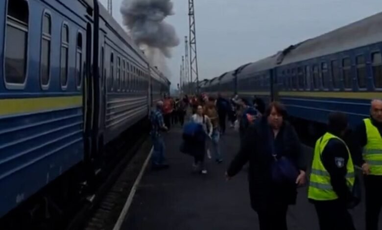 Dron ruso impacta locomotora cerca de la frontera entre Polonia y Ucrania