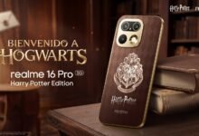 Caja del realme 16 Pro Harry Potter Edition con diseño de baúl de Hogwarts y accesorios temáticos