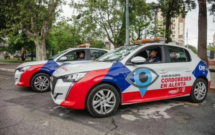 Pantalla del sistema Cordobeses en Alerta mostrando avisos y detenciones en la capital cordobesa