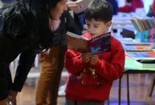 Carpa Malicha Leguizamón llena de familias y niños durante la Feria del Libro Córdoba 2026