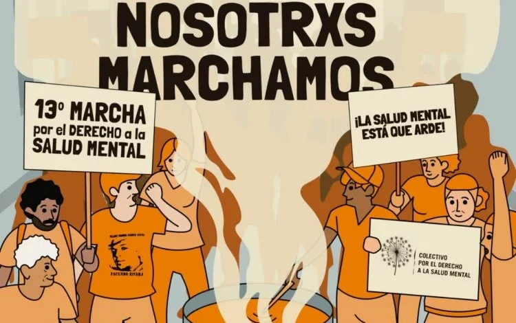 Manifestantes en la esquina de Colón y General Paz durante la 13ª Marcha por el Derecho a la Salud Mental