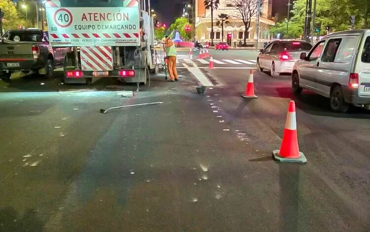 Obra de repavimentación en la intersección de General Paz y Vélez Sarsfield, Córdoba