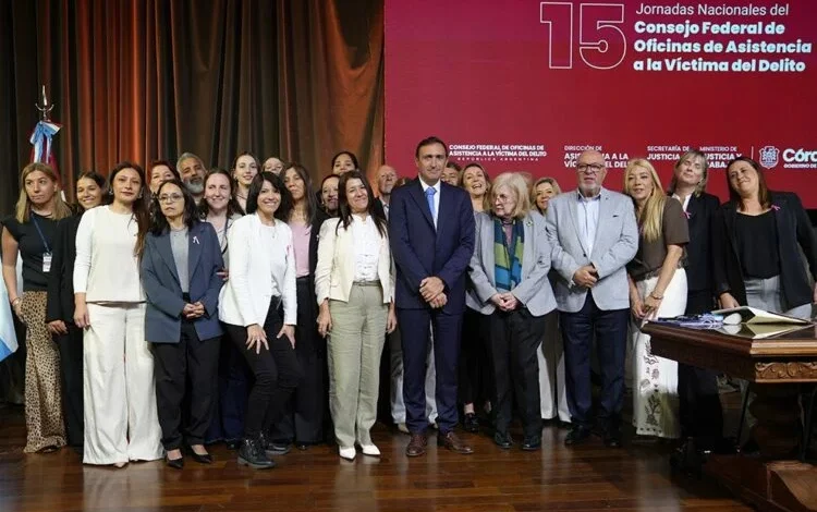 Auditorio principal del Centro Cívico del Bicentenario lleno de participantes de la XV Jornada Nacional de Asistencia a la Víctima del Delito en Córdoba