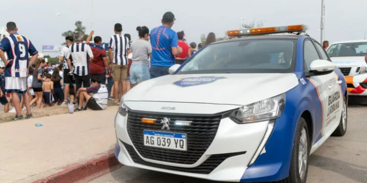 Operativo de tránsito y seguridad alrededor del Estadio Mario Alberto Kempes para el partido entre Talleres e Independiente